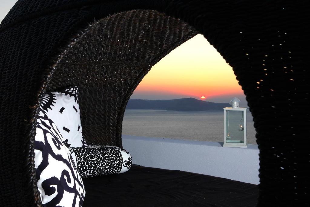 Blue Angel Villa Fira  Rum bild