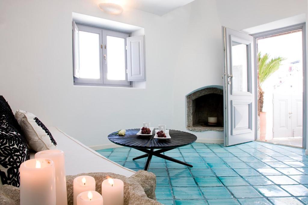 Blue Angel Villa Fira  Rum bild