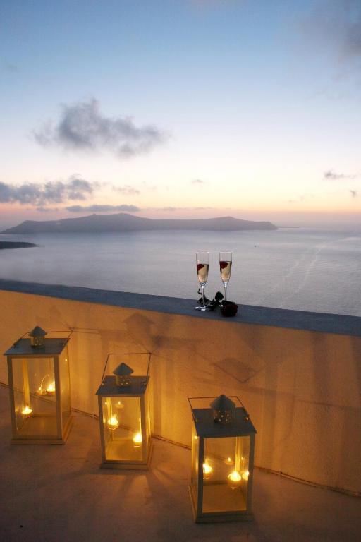 Blue Angel Villa Fira  Rum bild